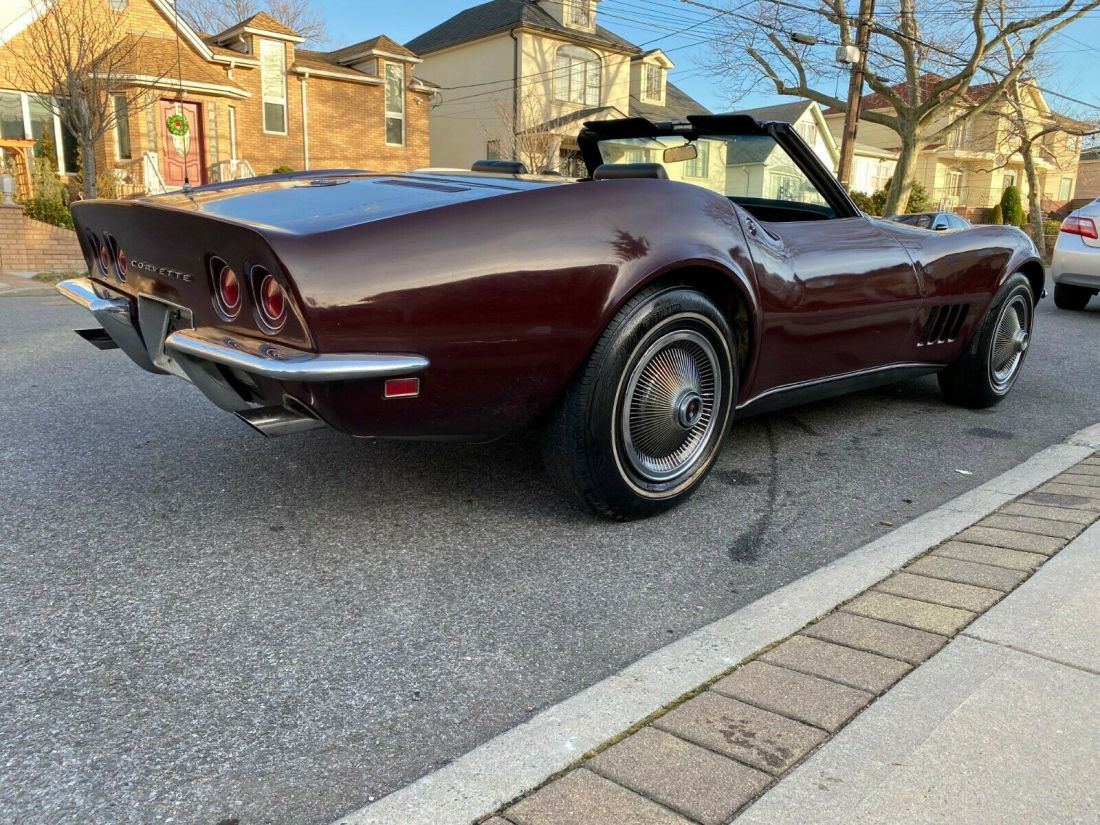 1968 Chevrolet Corvette Original 1 Owner Survivor - 4 speed AC - Barn Find - photo 7