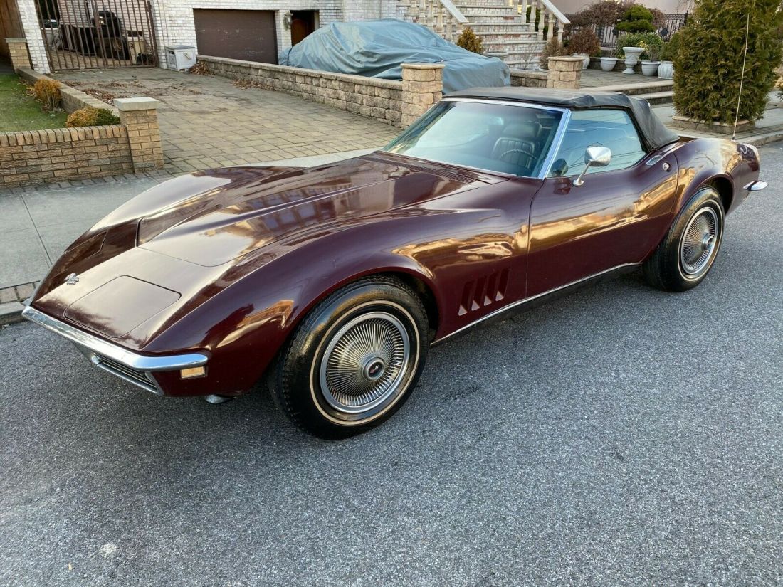 1968 Chevrolet Corvette Original 1 Owner Survivor - 4 speed AC - Barn Find - photo 8