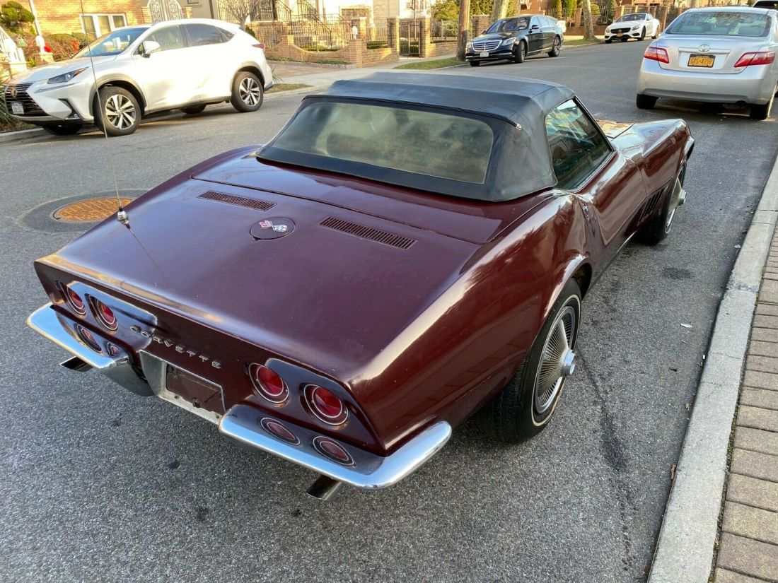 1968 Chevrolet Corvette Original 1 Owner Survivor - 4 speed AC - Barn Find - photo 9