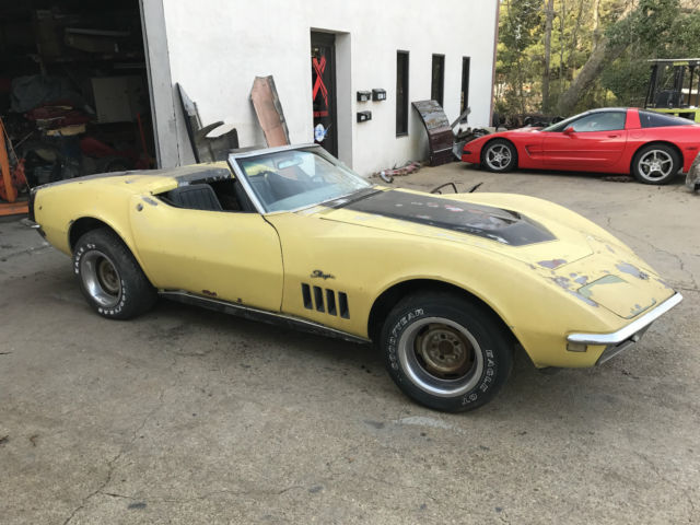 1968 Chevrolet Corvette SAFARI YELLOW - photo 3