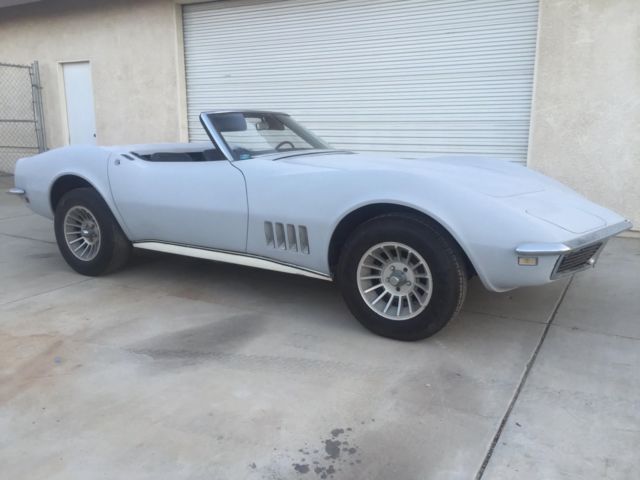 1968 Chevrolet Corvette convertible - photo 2