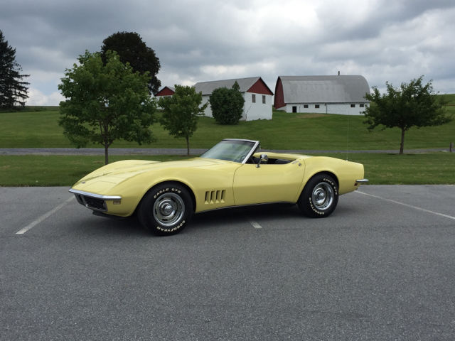 1968 Corvette Convertible *#smatch327/300hp*PS*L@@K*NICE*HIGHLYDETAILED* 1968 Chevrolet Corvette Yellow/Black #S Matching 327Ci/300Hp Convertible