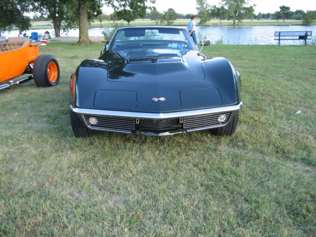 1968 Chevrolet Corvette Convertable - photo 2