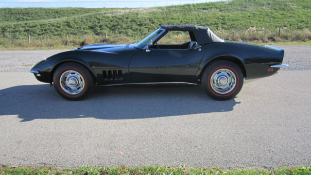 1968 Chevrolet Corvette convertible - photo 2