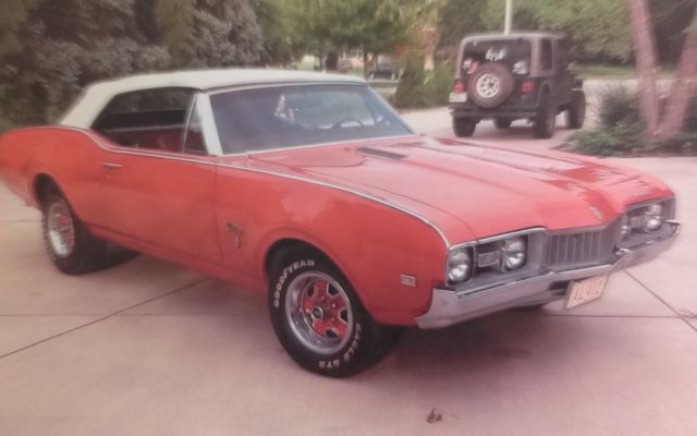 1968 Oldsmobile Cutlass Supreme - photo 2