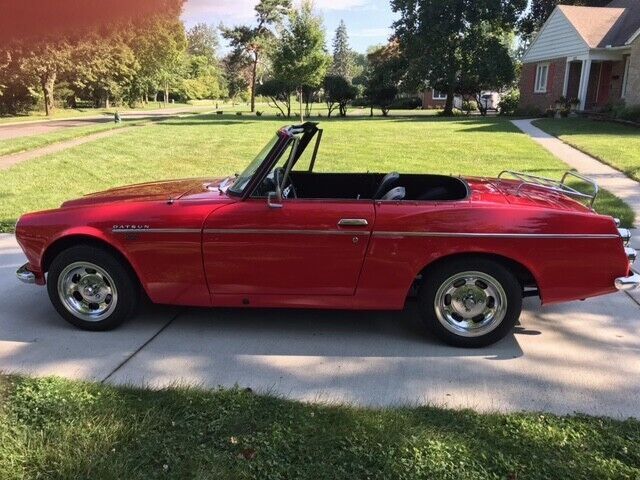 1968 Datsun 2000 - photo 2