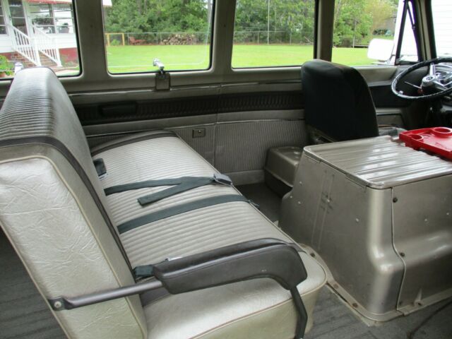 1968 Dodge A108 Van - photo 10