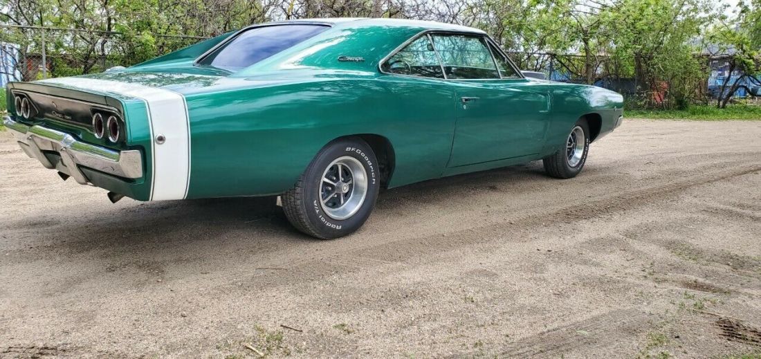 1968 Dodge Charger - photo 2