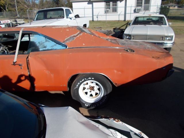 1968 Dodge Charger 383 auto 727 - photo 6