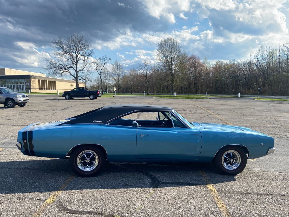 1968 Dodge Charger - photo 11