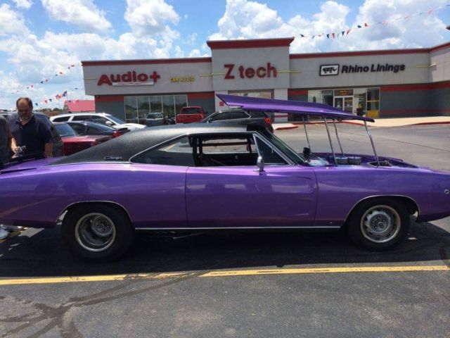 1968 Dodge Charger - photo 2