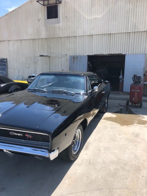 1968 Dodge Charger - photo 2