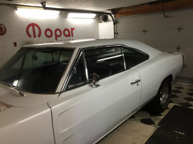 1968 Dodge Charger - photo 4