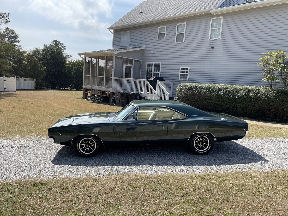 1968 Dodge Charger - photo 3