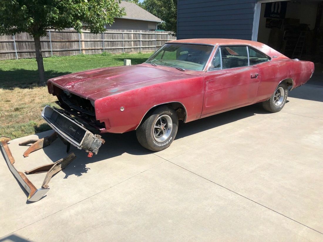 1968 Dodge Charger - photo 2