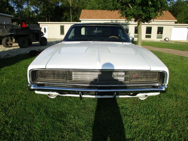 1968 Dodge Charger - photo 3