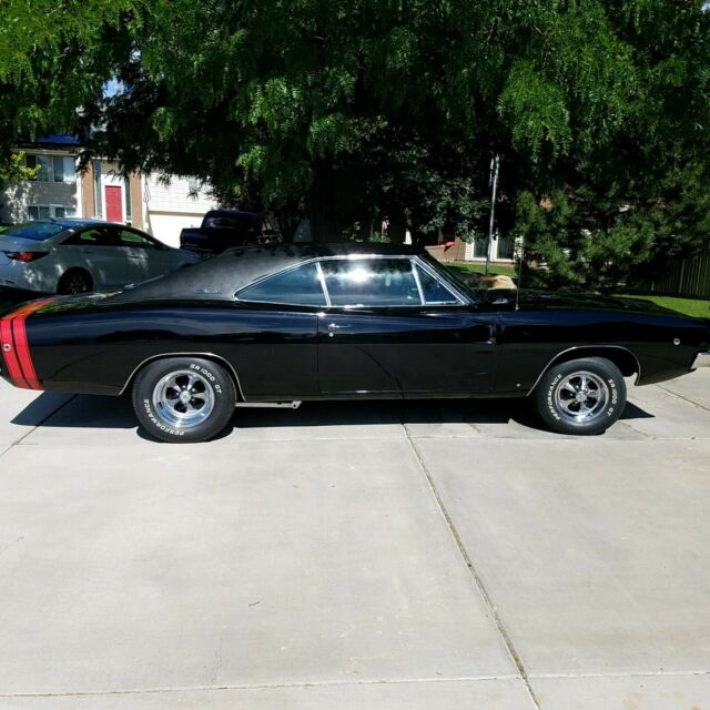 1968 Dodge Charger - photo 2