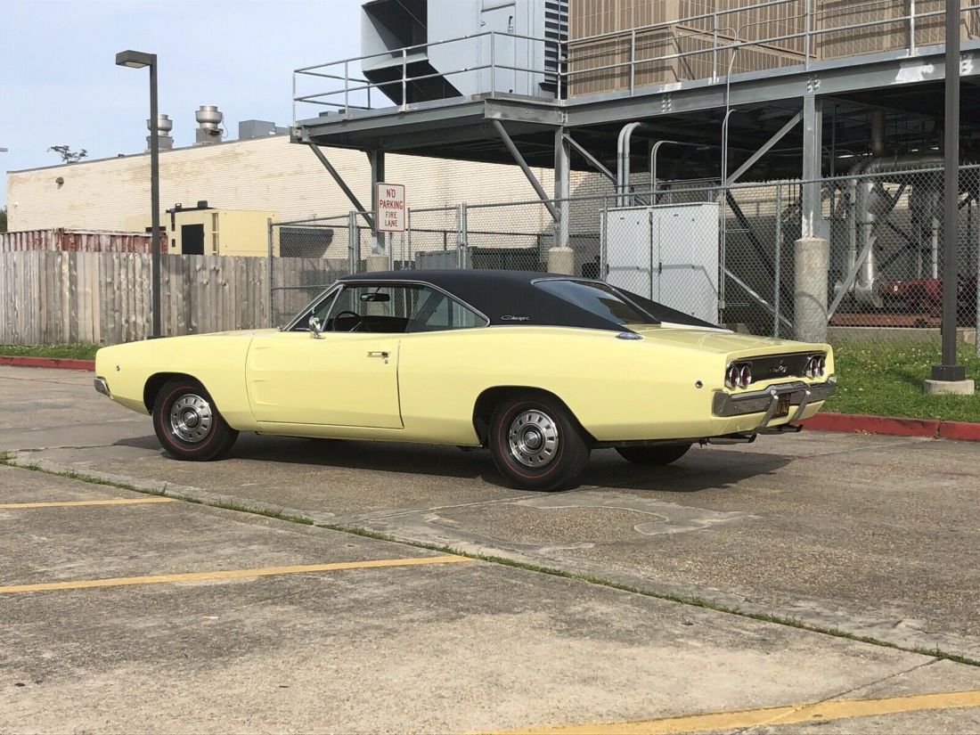 1968 Dodge Charger RT Coupe Yellow RWD Automatic R/T 1968 Dodge Charger RT R/T