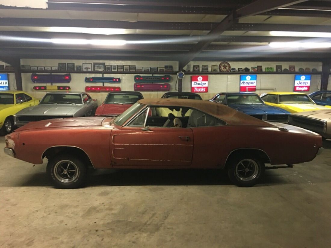 1968 Dodge Charger R/T - photo 2