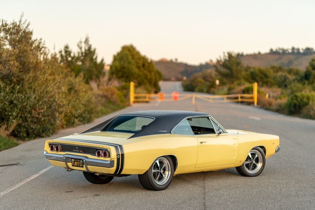 1968 Dodge Charger - photo 2