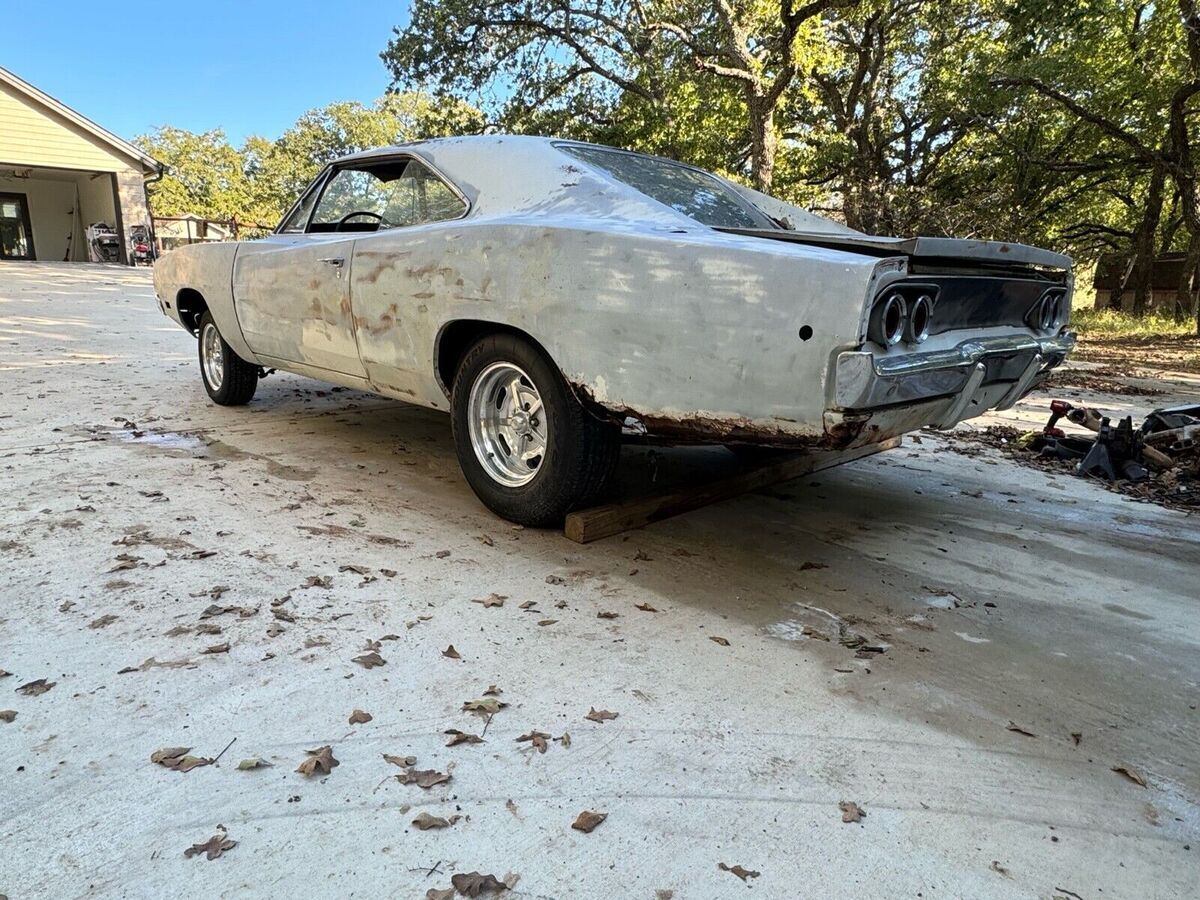 1968 Dodge Charger SE - photo 11