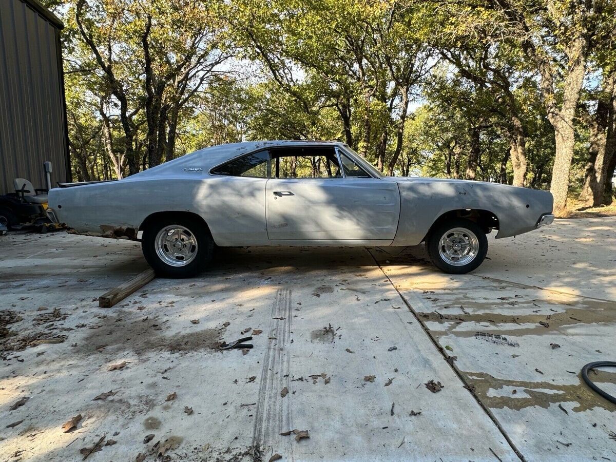 1968 Dodge Charger SE - photo 6