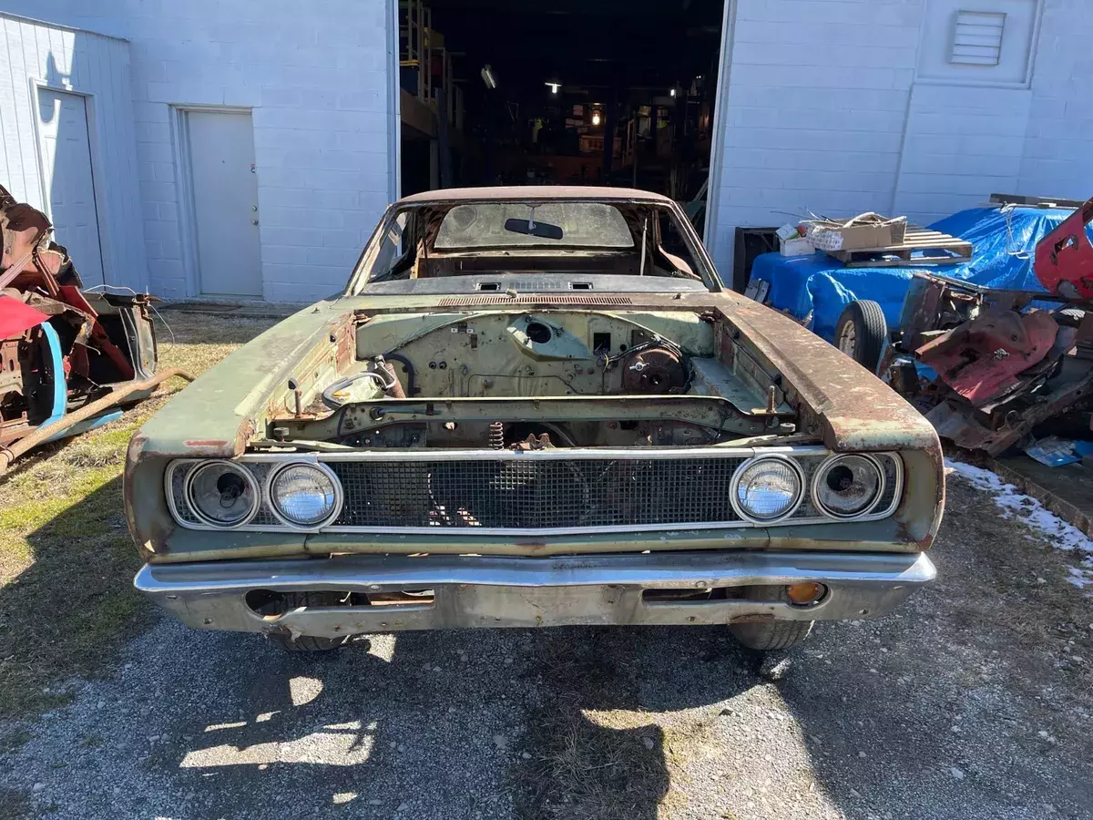 1968 DODGE CORONET R/T ROLLING SHELL CLEAR TITLE LOCATED: LORAIN OHIO ROLLS EASY 1968 Dodge Coronet