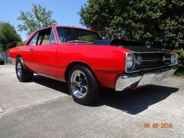 1968 Dodge Dart Hemi in Viper Red 1968 Dodge Dart