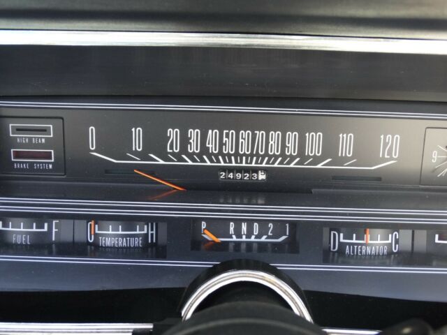 1968 Dodge Polara 500 - photo 10