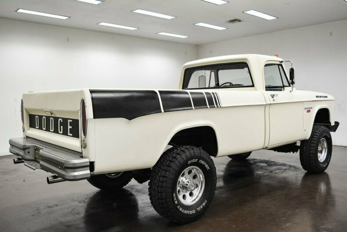 1968 Dodge Power Wagon - photo 7