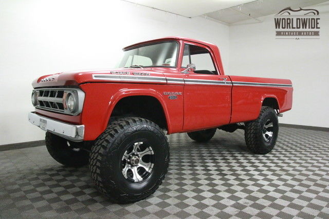 1968 DODGE POWER WAGON W200. RESTORED! SHOW OR GO! 4X4! 1968 Dodge Power Wagon W200. RESTORED! SHOW OR GO! 4X4!