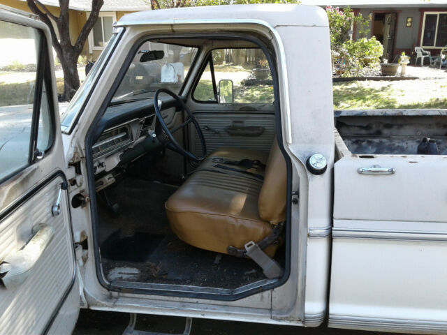 1968 Ford F-250 Camper Special - photo 2