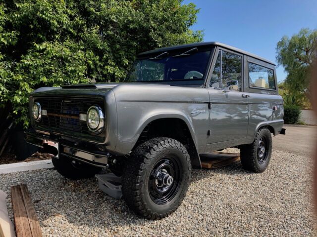 1968 Ford Bronco 5.0 Coyote 6R80 Trans 4x4 Auto Hydratech Power Window 1968 Ford Bronco Custom