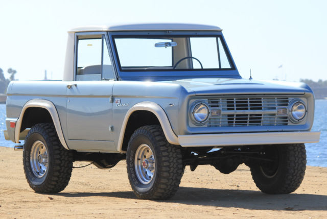 1968 FORD BRONCO HALF CAB RESTORED and VERY VERY NICE 351 V8 and 3 Speed 1968 Ford Bronco