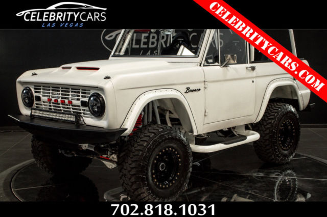 1968 Ford Bronco Restomod, Coyote 5.0L V8 430 HP full restoration matte white 1968 Ford Bronco Restomod, Coyote 5.0L V8 430 HP