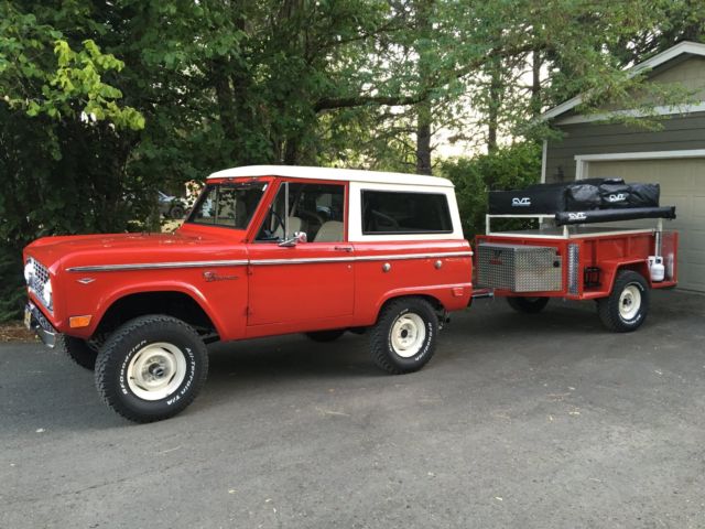 1968 Ford Bronco Sport with custom build off road trailer 1968 Ford Bronco SPORT