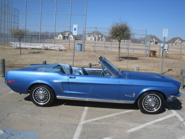 1968 Ford Convertible Mustang 289 C-CODE Power Top & Power steering 1968 Ford Mustang Convertible