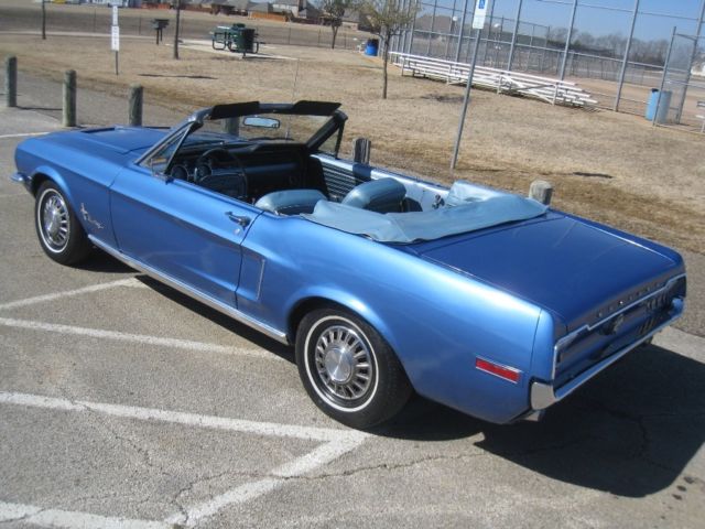 1968 Ford Mustang Convertible - photo 2