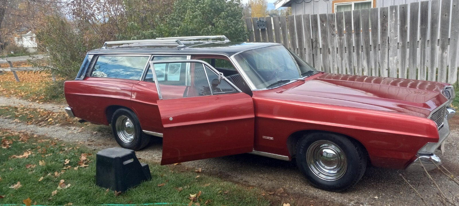 1968 Ford Country Sedan DFRS Wagon All Original Trim ..... Amazing Condition - photo 11