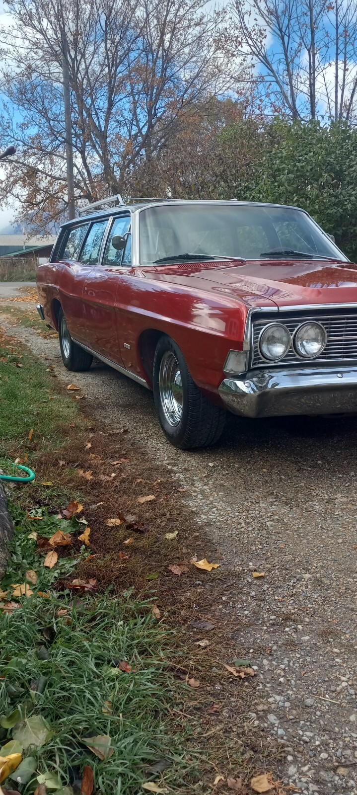 1968 Ford Country Sedan DFRS Wagon All Original Trim ..... Amazing Condition - photo 2