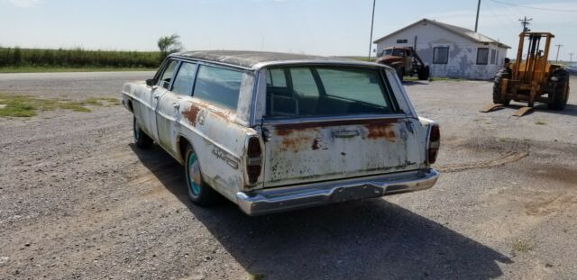 1968 Ford Galaxie Country Sedan - photo 3