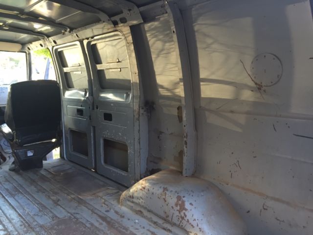 1968 Ford E-Series Van - photo 7