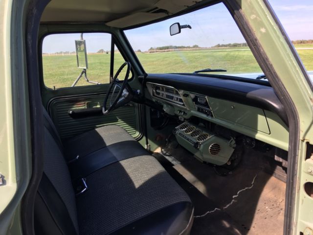 1968 Ford F-100 - photo 12