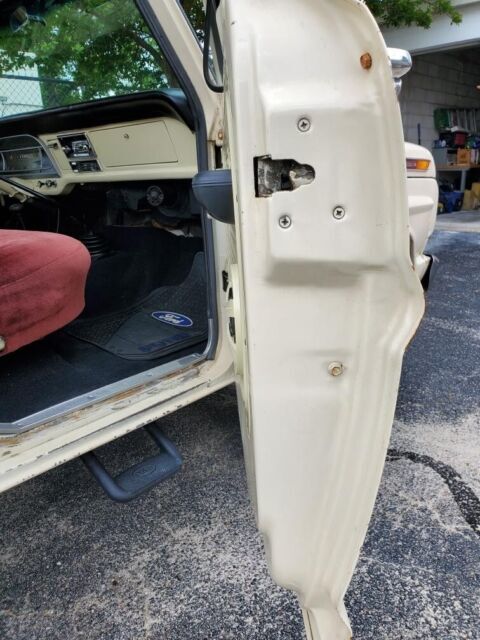 1968 Ford F-250 - photo 11