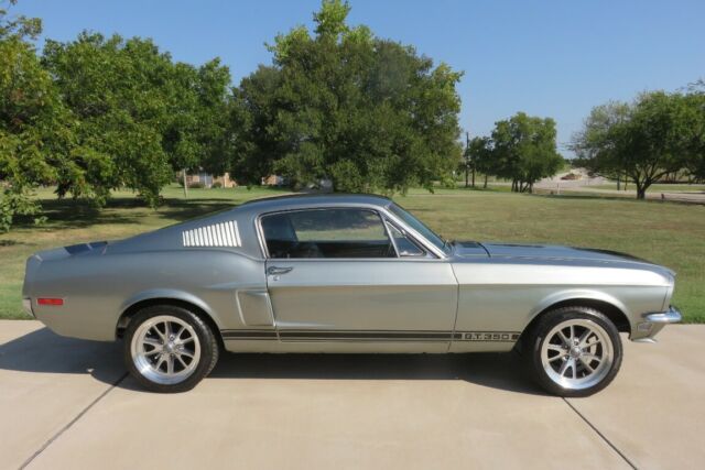 1968 Ford Fastback Mustang Eleanor GT350 289---- ELEANOR 1968 Ford Mustang GT350 Eleanor Fastback