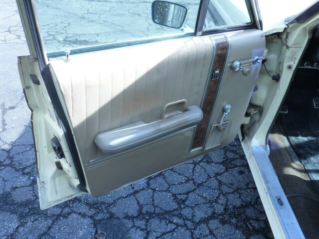 1968 Ford Country Squire - photo 8