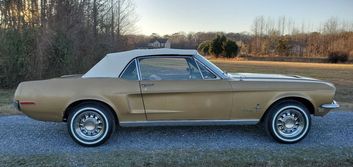 1968 Ford Mustang Convertible 289 motor - manual transmission 1968 Ford Mustang