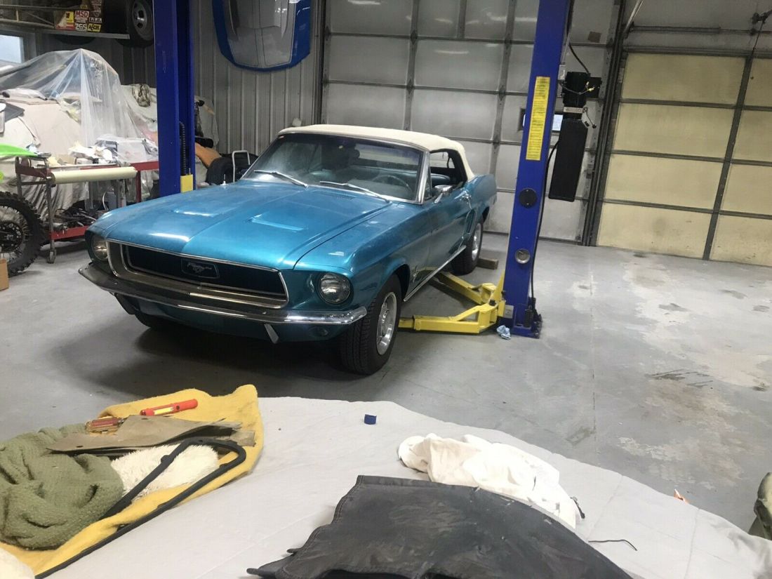 1968 Ford Mustang coupe - photo 4