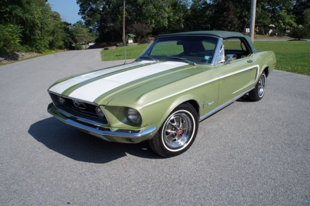 1968 Ford Mustang 302 4BBL Convertible A/C . Loaded w Options . - photo 10