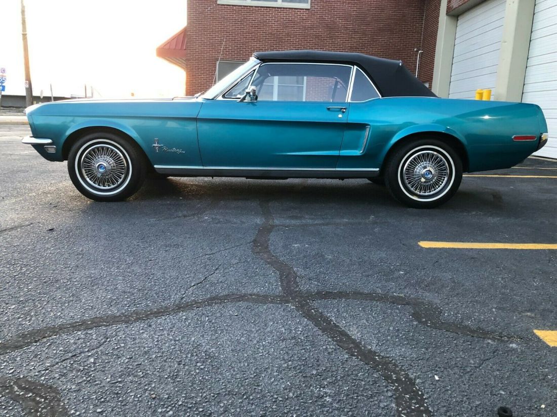 1968 Ford Mustang Convertible - photo 2